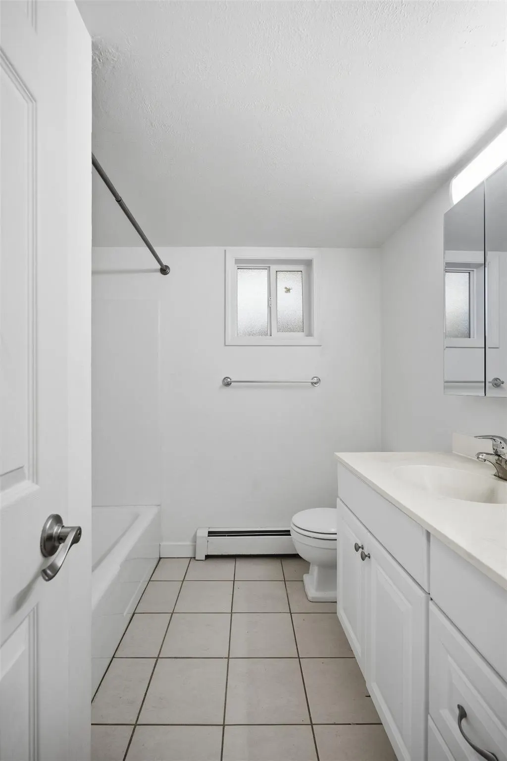 130 W Kent Avenue — photo 16