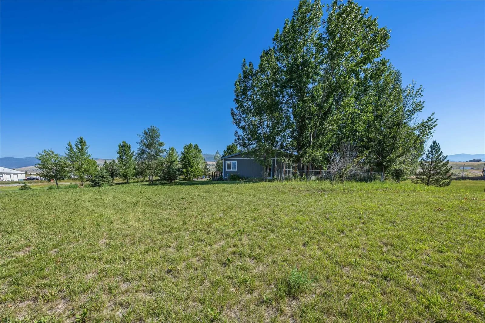 9806 Wheatgrass Lane — photo 33
