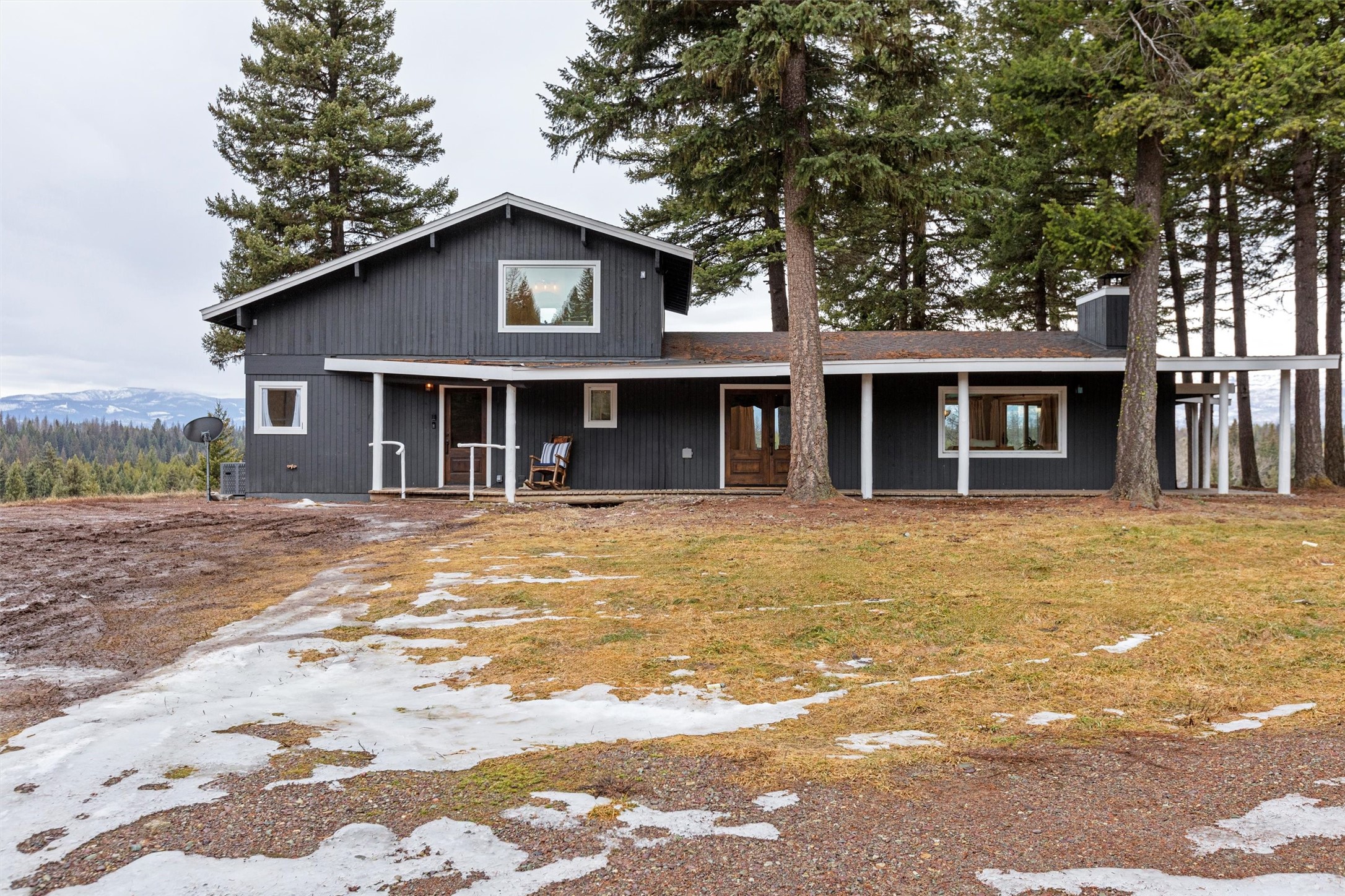 259 Swanland Drive — photo 2