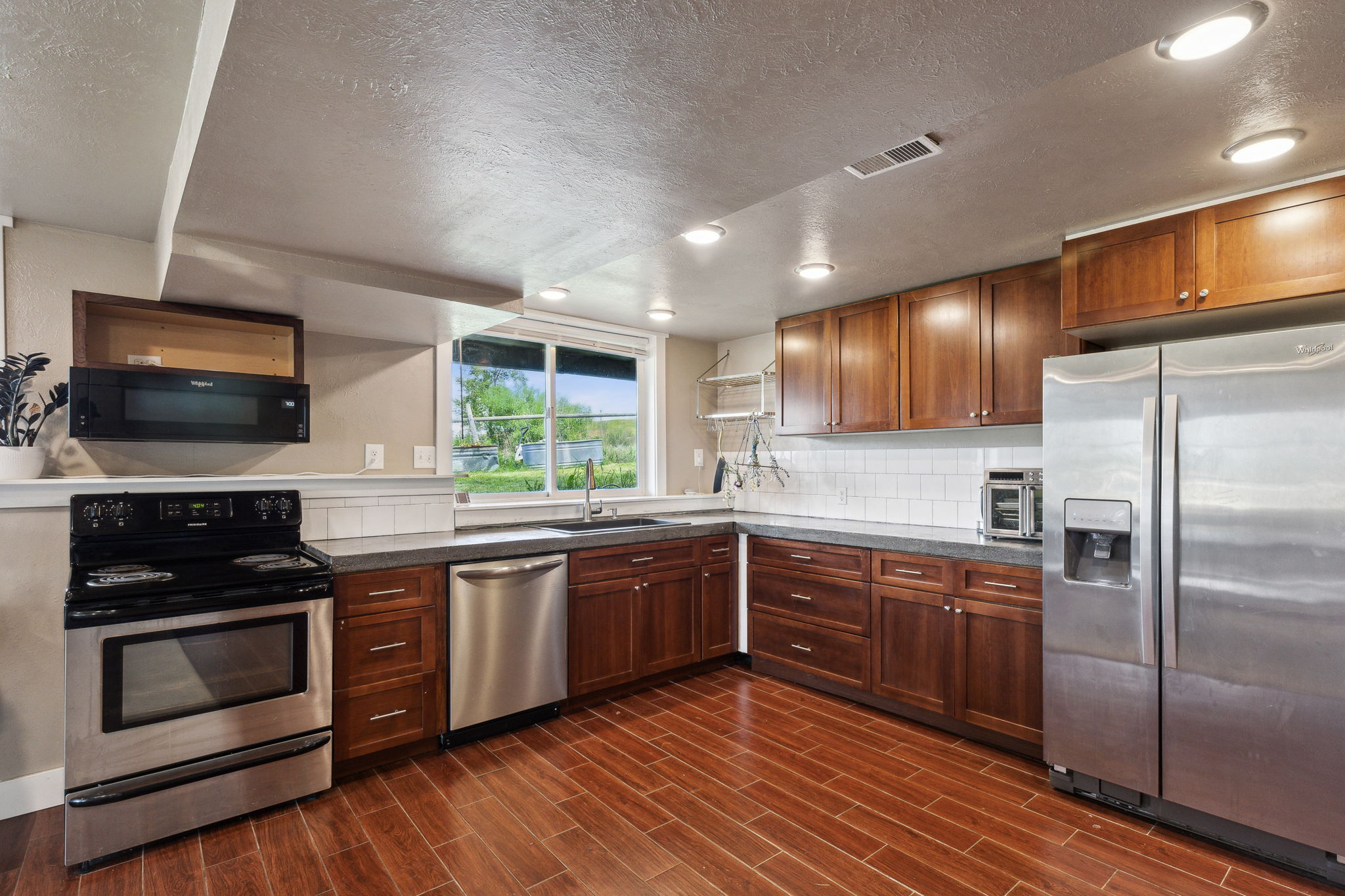 4528 Adellon Court — photo 46