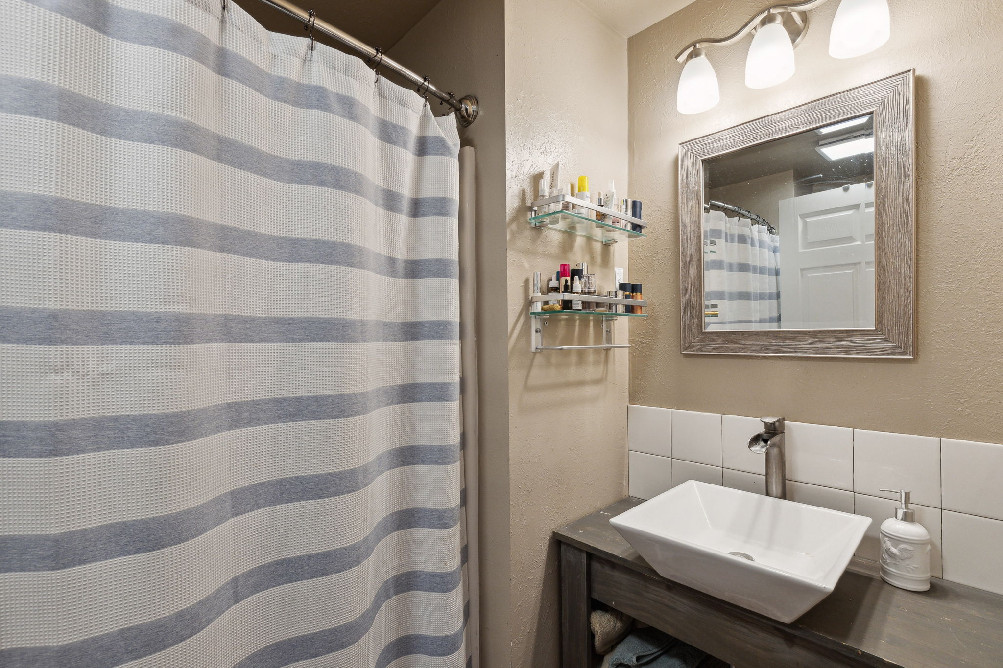 4528 Adellon Court — photo 49
